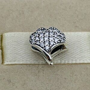 🔥🔥Pandora Ginkgo Biloba Pendant Gingko Leaf Two-tone Charm